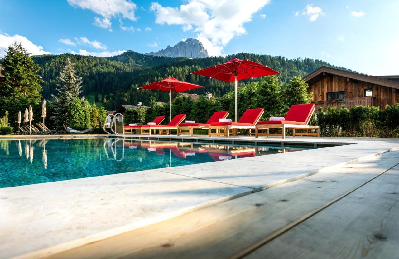 Hotel Tyrol Selva di Val Gardena Exterior photo