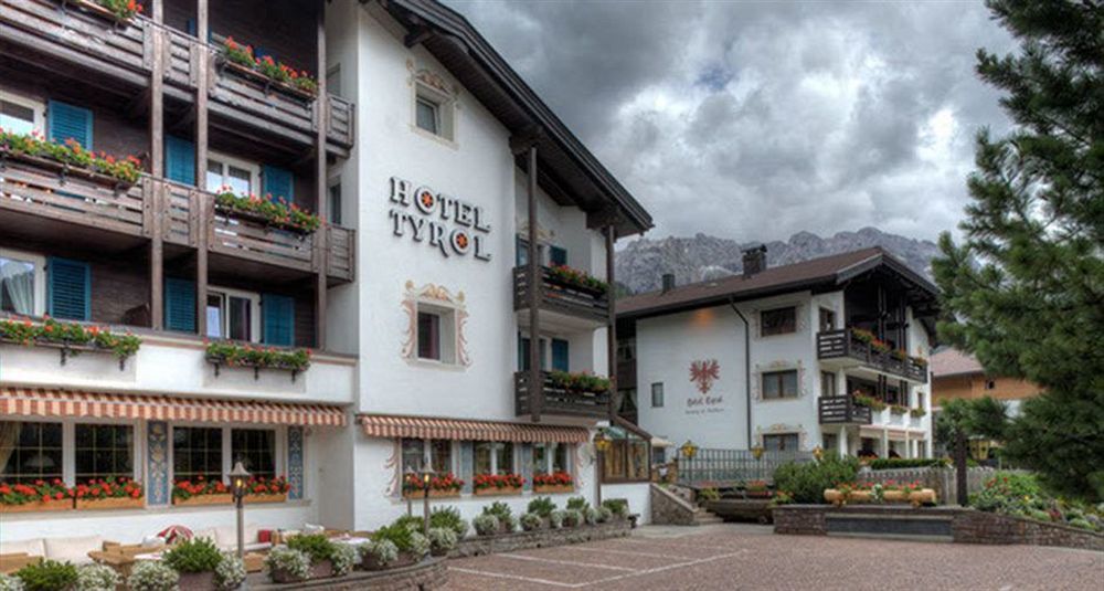 Hotel Tyrol Selva di Val Gardena Exterior photo